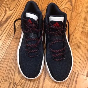 Adidas basket ball shoes like new